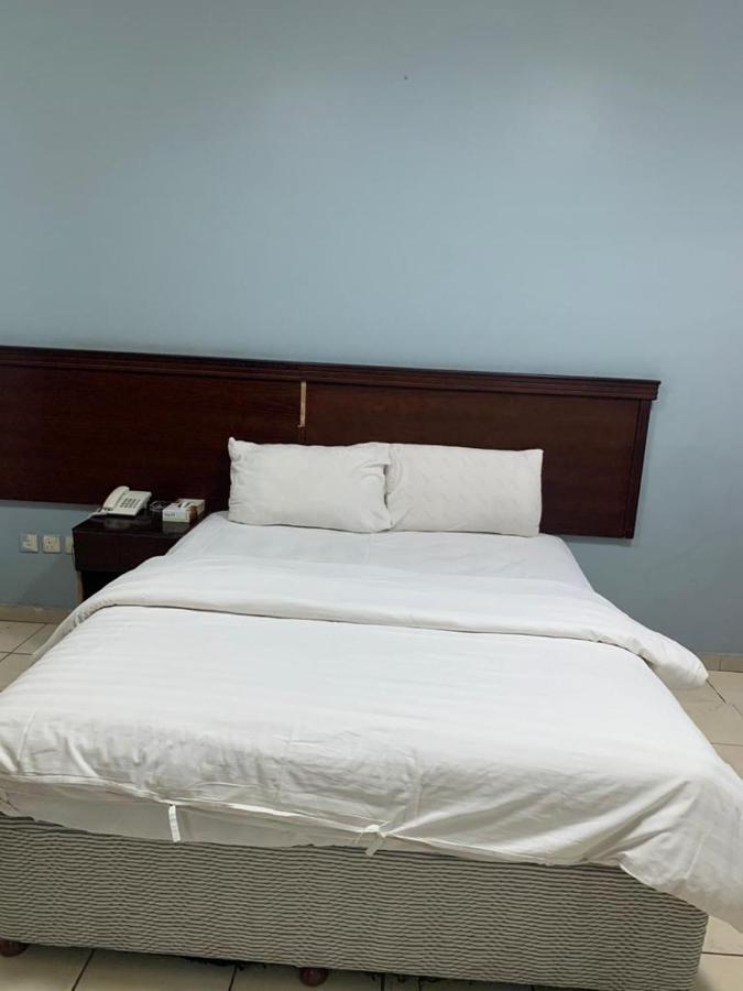 Hend Plaza Hotel Medine Dış mekan fotoğraf