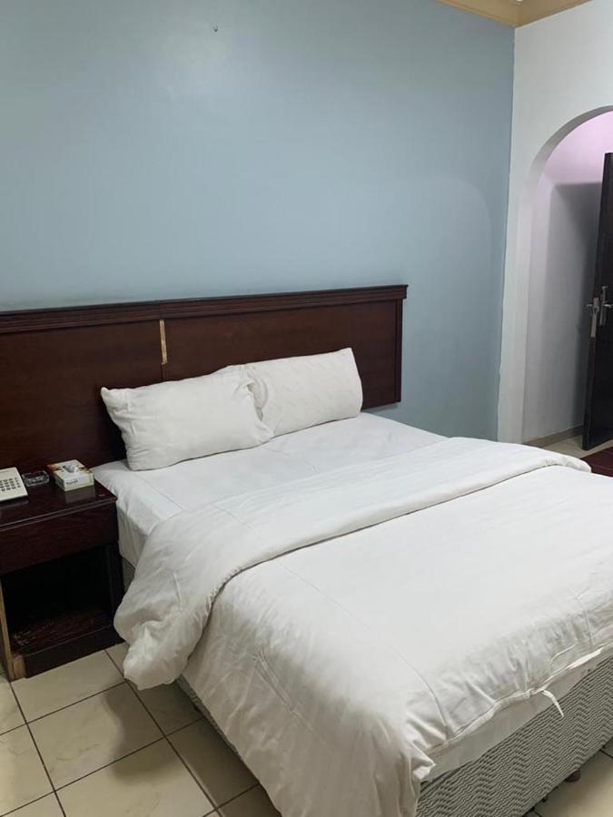 Hend Plaza Hotel Medine Dış mekan fotoğraf